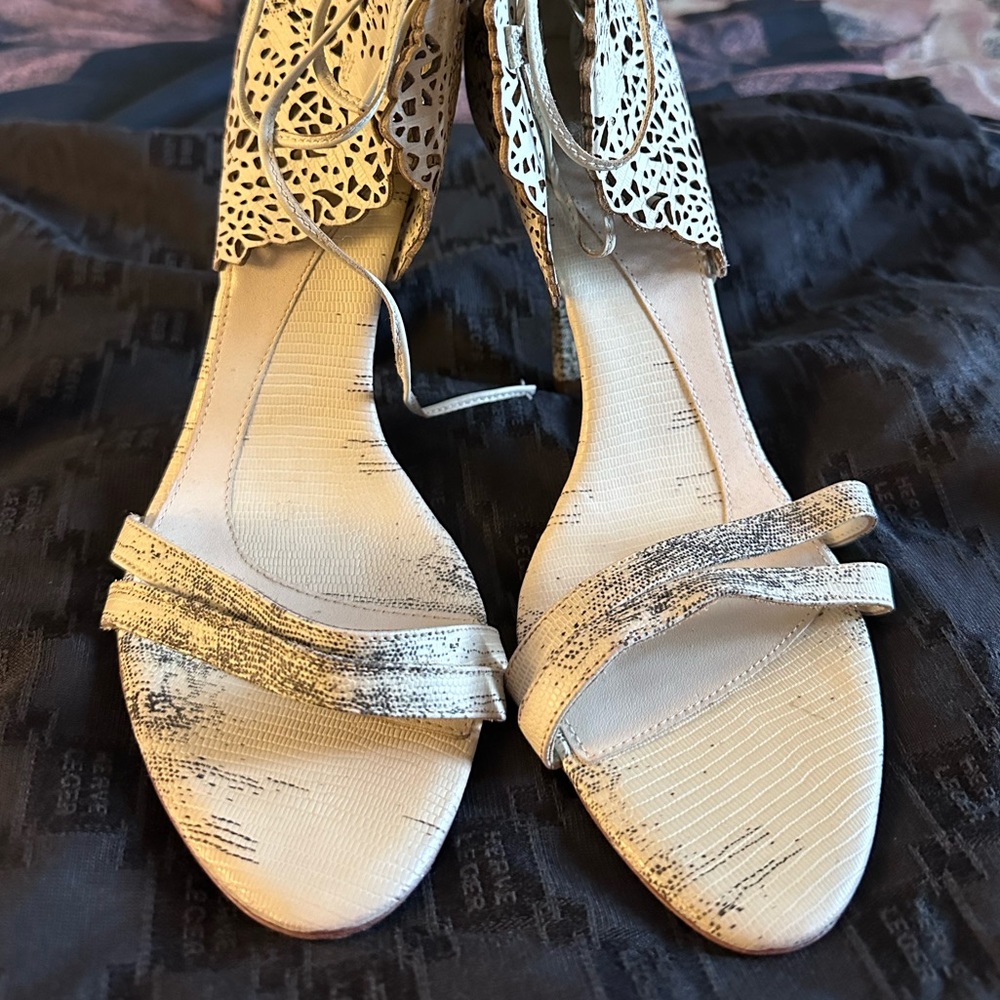 Herve Leger Tie up heels